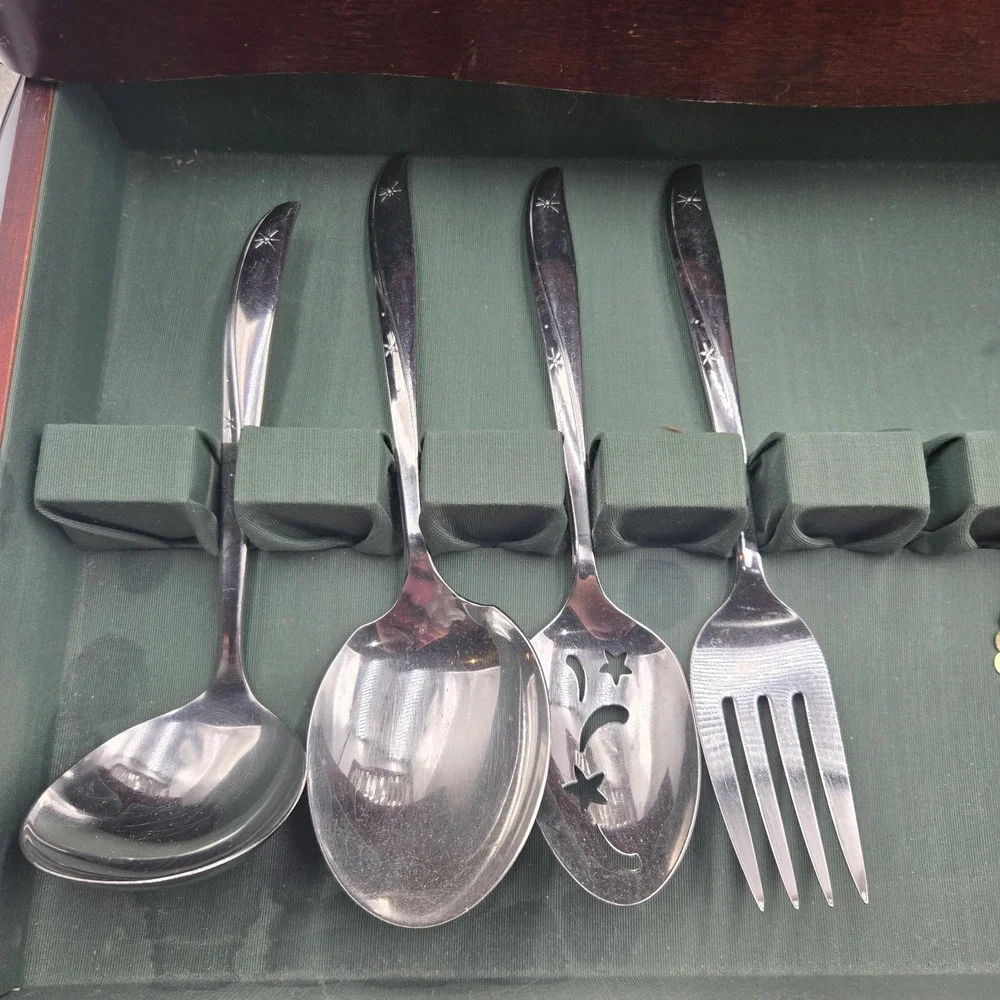 Vtg Oneida Flatware Set Community Twin Star MCM 12 Settings + Rare Serving 88pc!